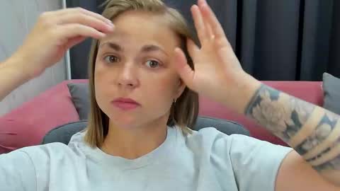 Snapshot of tataflower chatting on 10-12-25, 08:08 Tata online show from 10-12-25, 08:08