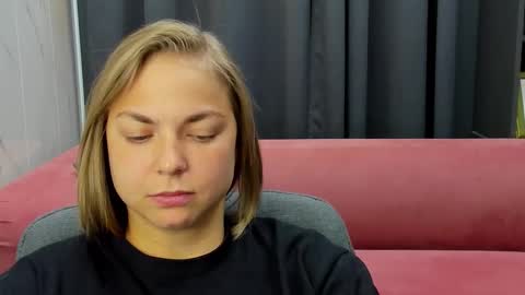 Snapshot of tataflower chatting on 10-25-25, 08:36 Tata online show from 10-25-25, 08:36