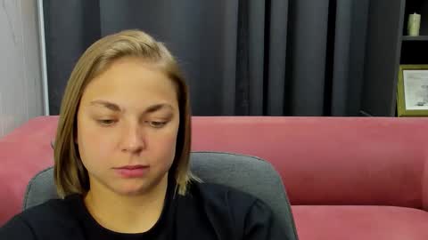 Snapshot of tataflower chatting on 11-06-25, 10:10 Tata online show from 11-06-25, 10:10