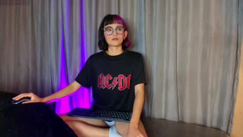 Snapshot of tati_cardenas chatting on 03-06-25, 03:57 AME online show from 03-06-25, 03:57