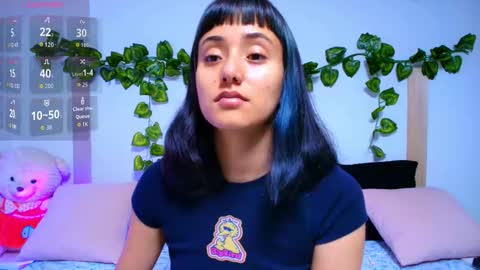 Snapshot of tati_cardenas chatting on 10-11-25, 04:33 AME online show from 10-11-25, 04:33