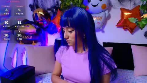 Snapshot of tati_cardenas chatting on 10-18-25, 05:54 AME online show from 10-18-25, 05:54