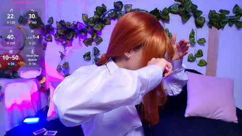 Snapshot of tati_cardenas chatting on 11-12-25, 05:08 AME online show from 11-12-25, 05:08