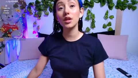 Snapshot of tati_cardenas chatting on 01-08-26, 05:10 AME online show from 01-08-26, 05:10