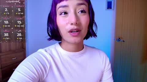 Snapshot of tati_cardenas chatting on 05-30-26, 11:24 AME online show from 05-30-26, 11:24