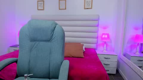 tatiana_arboleda online show from 09-23-25, 10:51