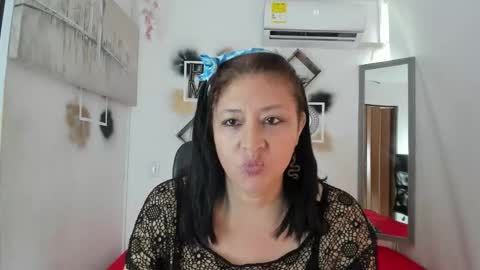 tatiana_sofiaa online show from 10-04-25, 02:37