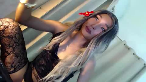 ANDREA online show from 04-22-26, 01:23