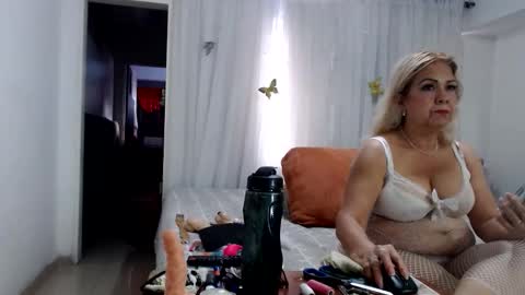 tatiana giraldo online show from 02-13-26, 10:17