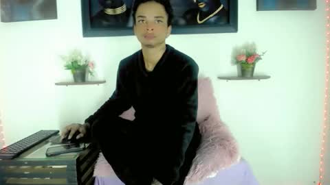 Snapshot of tatoo_noah chatting on 02-23-26, 01:08 Noah online show from 02-23-26, 01:08