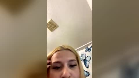 Tattedlilmama online show from 07-21-26, 02:41