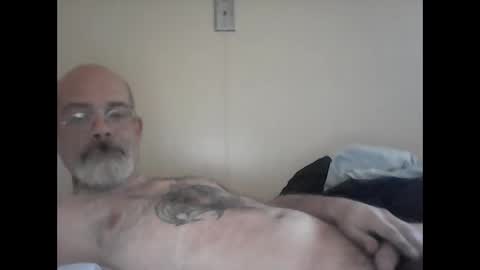Snapshot of tattedpanther chatting on 10-21-25, 03:35 tattedpanther online show from 10-21-25, 03:35
