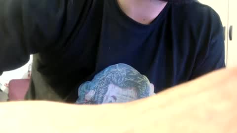 Snapshot of tatto_smoke_couple chatting on 07-09-26, 05:11 tatto_smoke_couple online show from 07-09-26, 05:11
