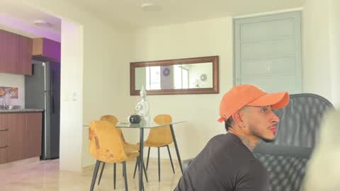 Snapshot of tattoguys_cums chatting on 12-16-24, 01:32 Jonathan Juan online show from 12-16-24, 01:32