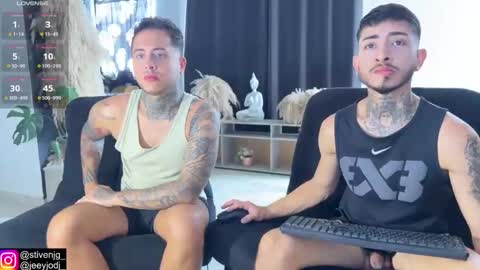 Snapshot of tattoguys_cums chatting on 10-23-25, 03:11 Jonathan Juan online show from 10-23-25, 03:11