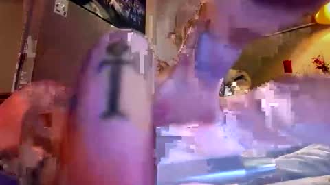 Snapshot of tattoo_dood chatting on 05-25-26, 12:05 tattoo_dood online show from 05-25-26, 12:05