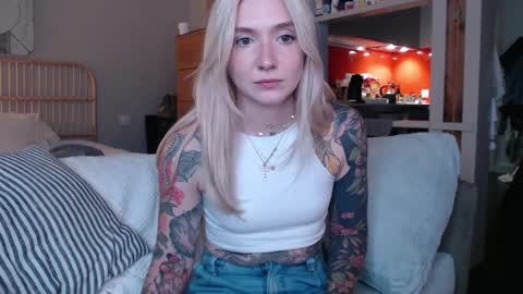 tattoobbgirl online show from 03-01-25, 05:49