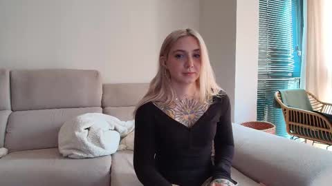 tattoobbgirl online show from 02-10-26, 01:15