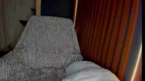 Snapshot of tattoodollx chatting on 03-12-25, 07:59 Antonia online show from 03-12-25, 07:59