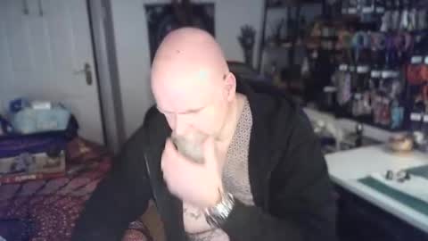 Tattooeddilf 01 online show from 12-17-25, 11:22