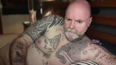 Tattooeddilf 01 online show from 03-14-26, 10:59