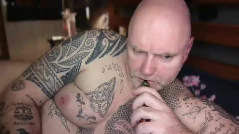 Tattooeddilf 01 online show from 03-16-26, 10:14