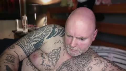 Tattooeddilf 01 online show from 05-05-26, 10:51