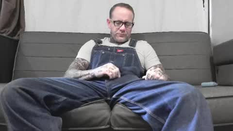 Snapshot of tattooedteaseme chatting on 05-29-26, 04:05 tattooedteaseme online show from 05-29-26, 04:05