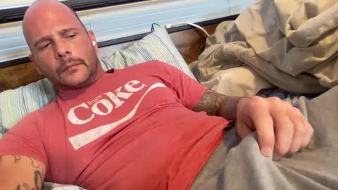 Snapshot of tattooman5555 chatting on 10-08-25, 02:47 Tattooman online show from 10-08-25, 02:47