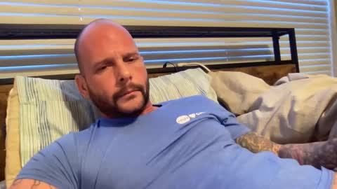 Snapshot of tattooman5555 chatting on 11-13-25, 04:50 Tattooman online show from 11-13-25, 04:50