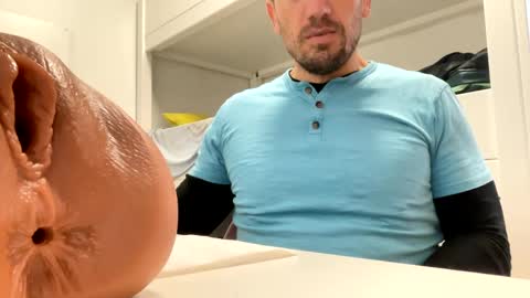 Tatuador40 online show from 12-14-24, 02:31