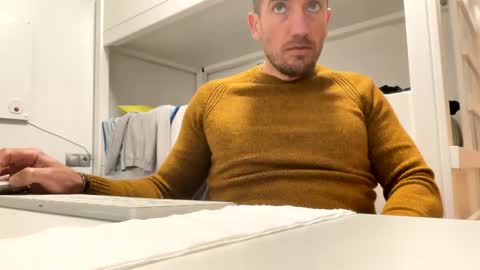 Tatuador40 online show from 01-19-25, 11:32