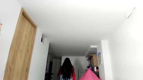 Snapshot of taty_gomez_ chatting on 06-02-26, 02:24 Tatiana Gomez online show from 06-02-26, 02:24