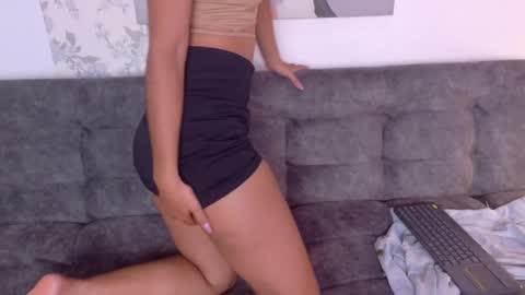 Taty Miller online show from 04-02-26, 02:15