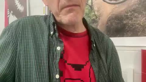 Snapshot of tauromolo chatting on 10-29-25, 12:24 tauromolo online show from 10-29-25, 12:24