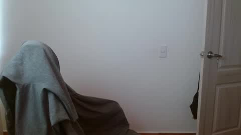 taurus4k online show from 03-12-25, 07:38