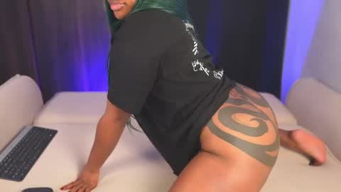 Snapshot of taurussfaiiry chatting on 03-04-26, 03:01 taurussfaiiry online show from 03-04-26, 03:01