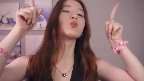 Snapshot of tawanaeissinger chatting on 07-24-26, 12:03 Mei online show from 07-24-26, 12:03