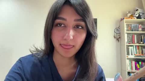 Riza online show from 06-26-26, 06:18