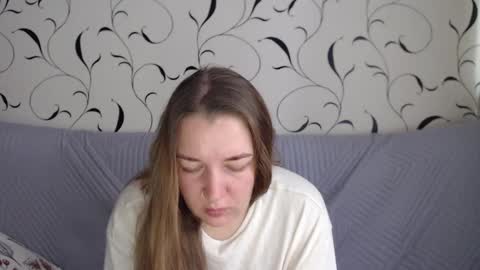 Snapshot of taxxxu chatting on 10-08-25, 06:22 Diana online show from 10-08-25, 06:22