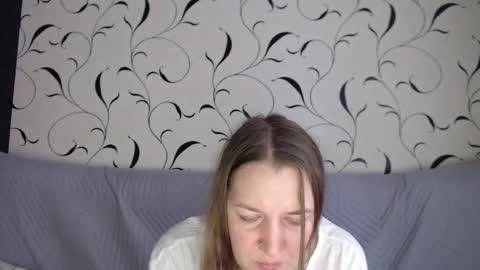 Snapshot of taxxxu chatting on 10-25-25, 10:23 Diana online show from 10-25-25, 10:23