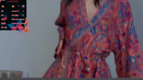 TayaKayan online show from 01-31-25, 03:20