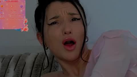 TayaKayan online show from 02-10-25, 06:20