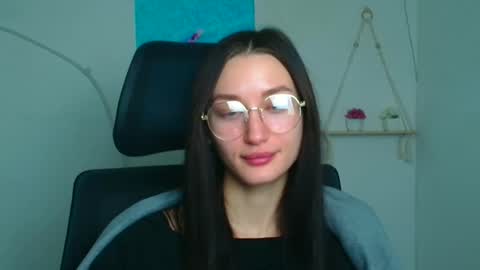 Taya online show from 02-19-26, 06:42