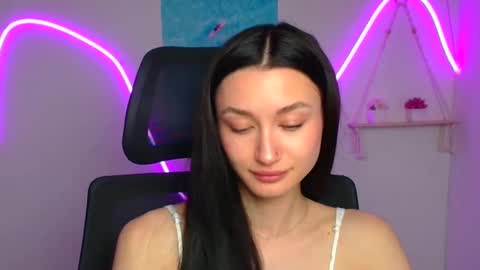 Taya online show from 05-06-26, 05:57