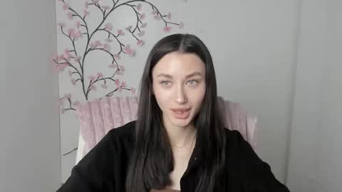 Taya online show from 05-19-26, 06:09