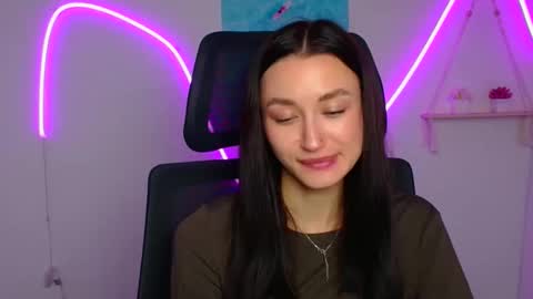 Taya online show from 05-20-26, 06:08