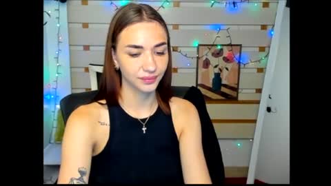 Snapshot of tayla_candy chatting on 05-22-26, 06:31 Tayla online show from 05-22-26, 06:31