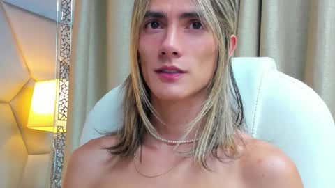 Snapshot of tayler_swift1 chatting on 02-01-25, 06:00 tayler_swift1 online show from 02-01-25, 06:00