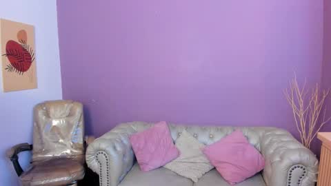 Taylor Bennet online show from 10-17-25, 12:08